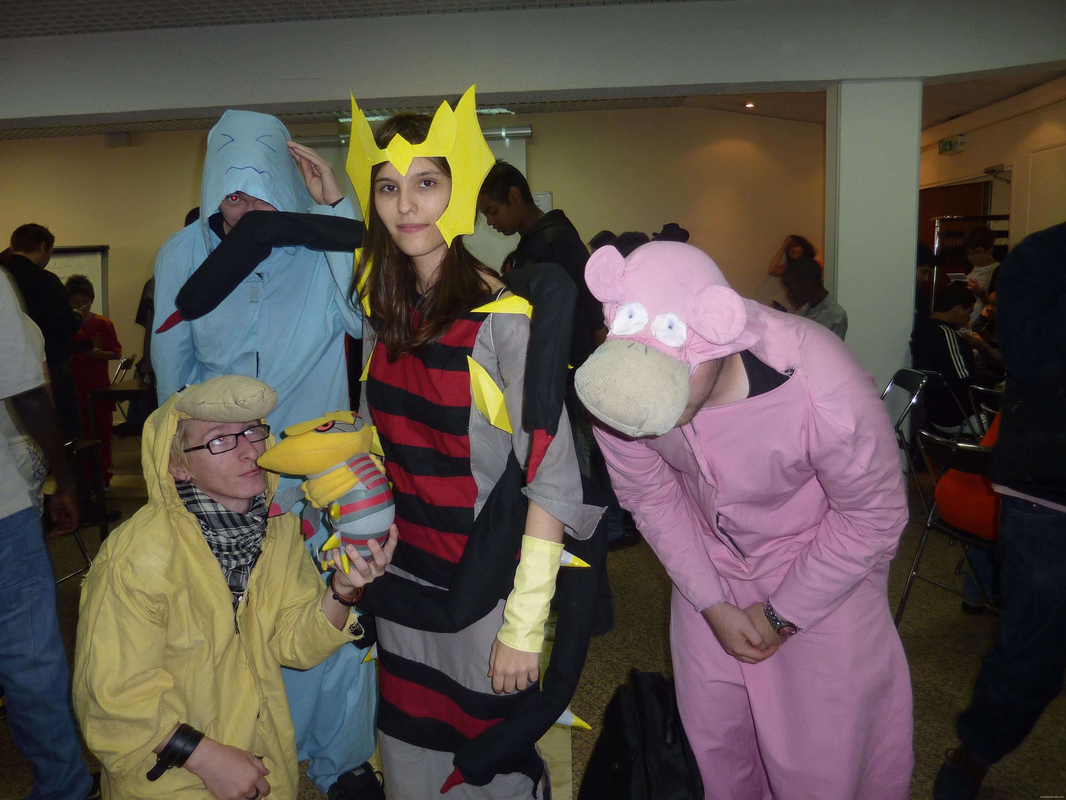 Pokemon in Paris, où le tournois de Geek avec 3/4 de péteux 1283044721