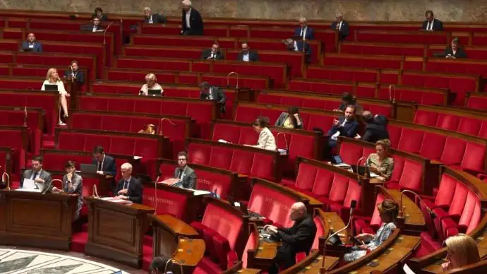 assemblée nationale vide